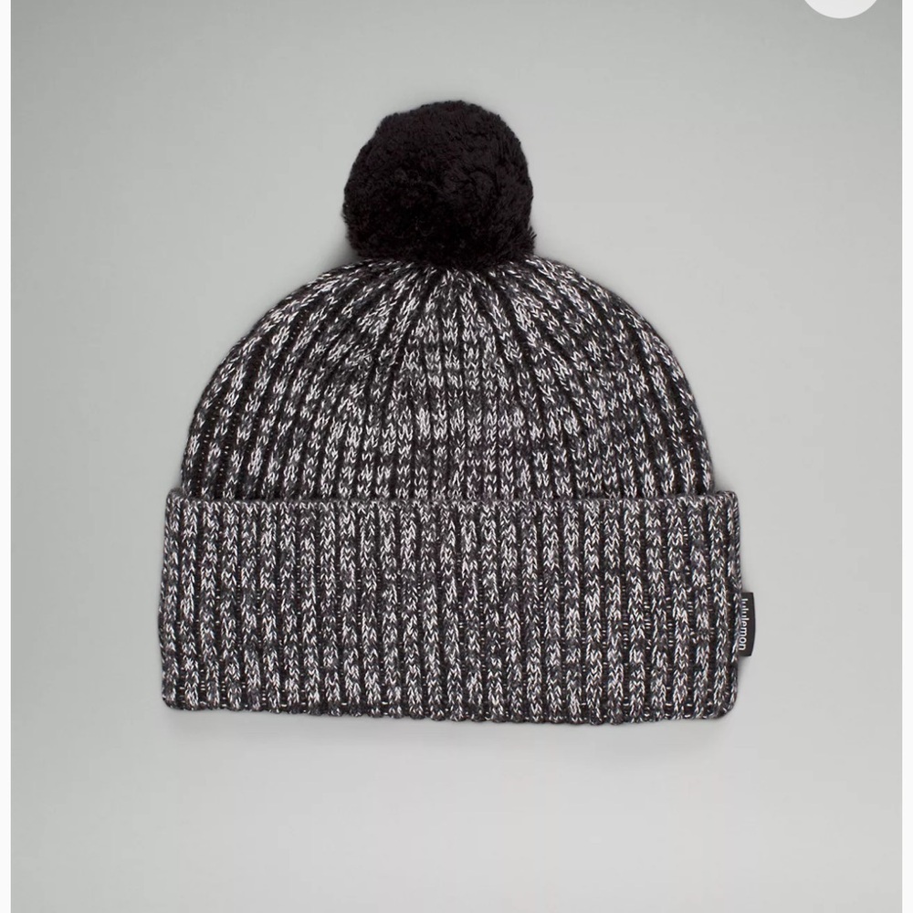 Women's Textured Fleece-Lined Knit Beanie
